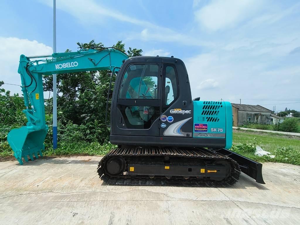 Kobelco SK 75 Telakaivukoneet