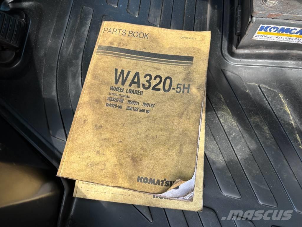 Komatsu WA 320-5 Pyöräkuormaajat