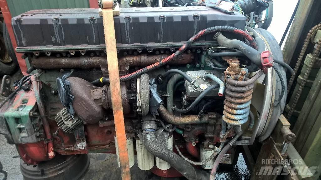 Volvo D12 Moottorit