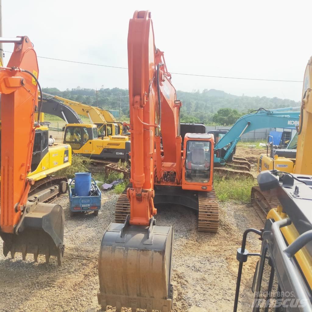 Doosan DX 300 LC Telakaivukoneet