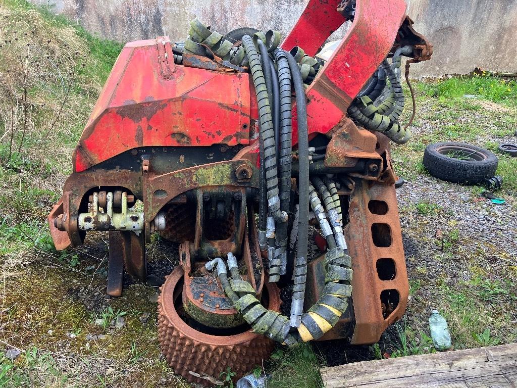 Komatsu 370.2 Hakkuupäät