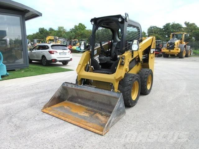 CAT 226 D Liukuohjatut kuormaajat