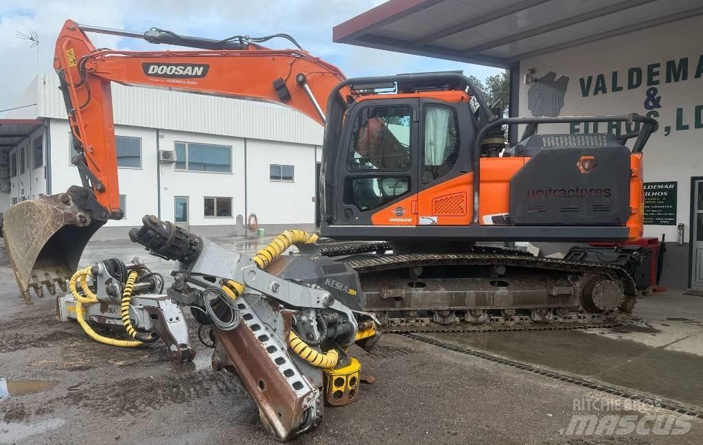 Doosan DX 235 Yhdistelmäkoneet - korjurit