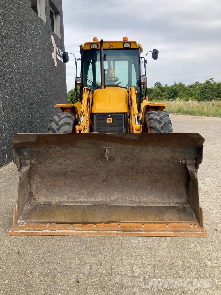 JCB 4 CX Kaivurikuormaajat
