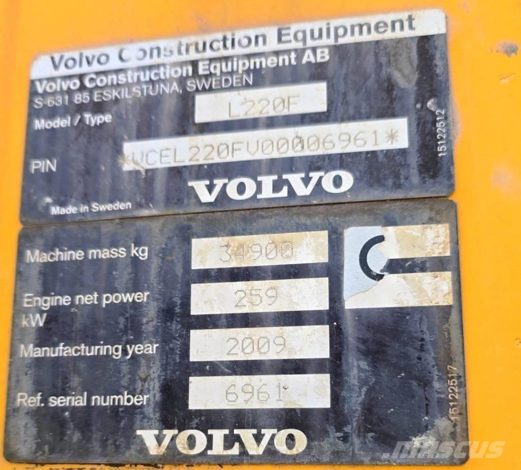 Volvo L 220 F Pyöräkuormaajat