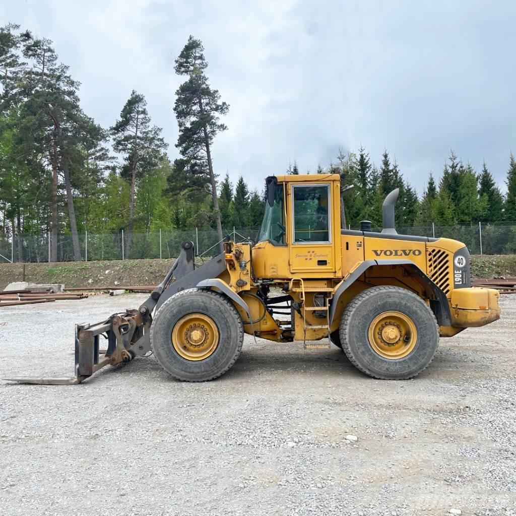 Volvo L 90 E Pyöräkuormaajat