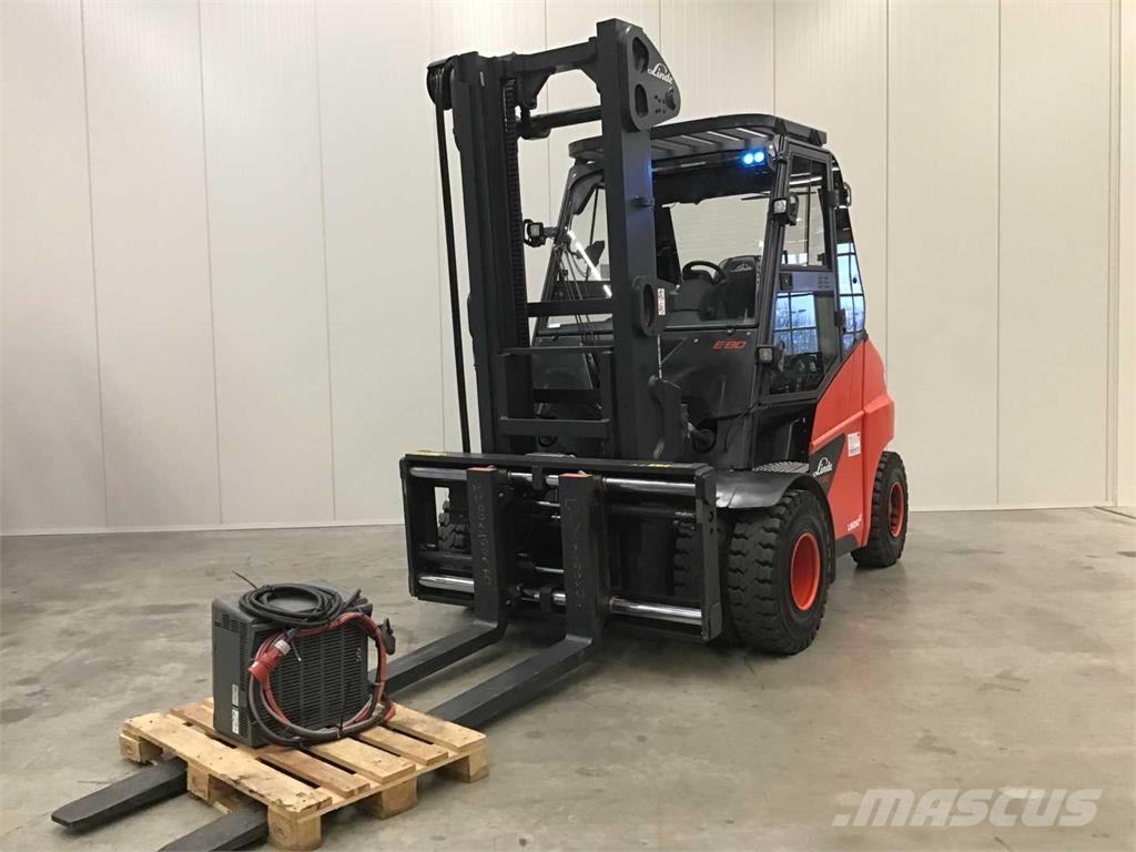 Linde E80 Sähkötrukit
