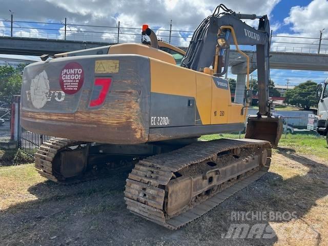 Volvo EC 220 DL Telakaivukoneet
