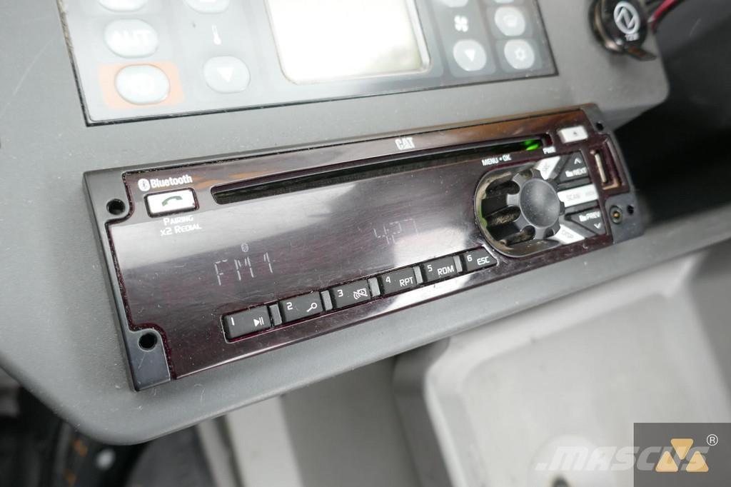 CAT 325F LCR Telakaivukoneet