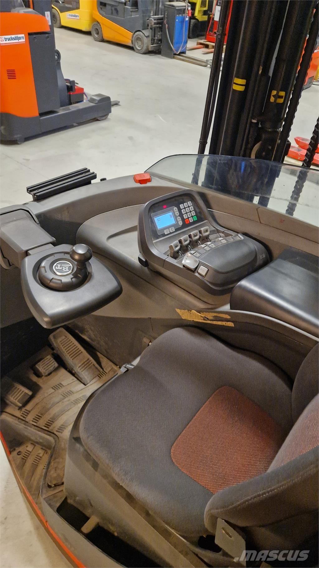 BT RRE160E Työntömastotrukit