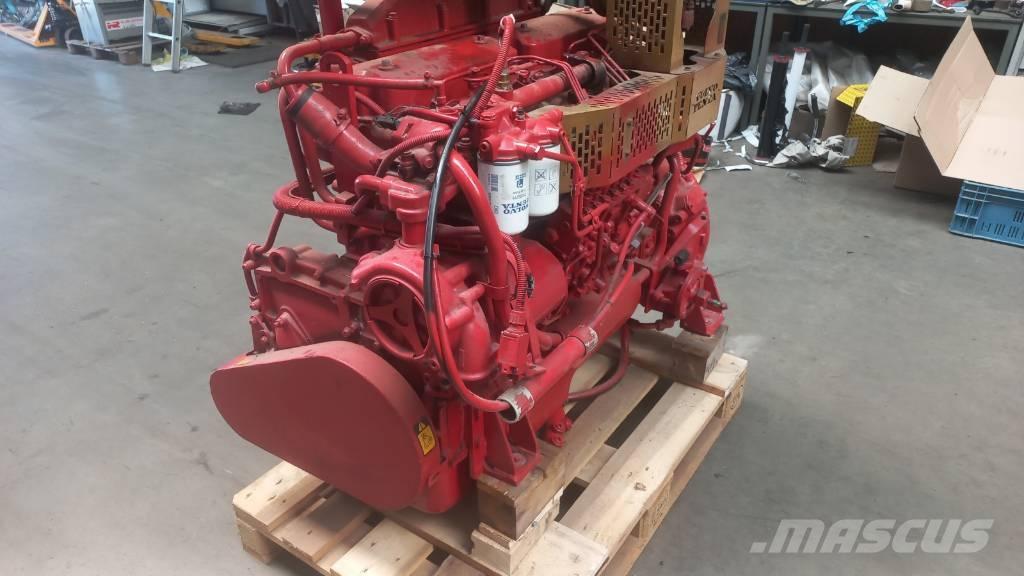 Volvo TWD710V Moottorit