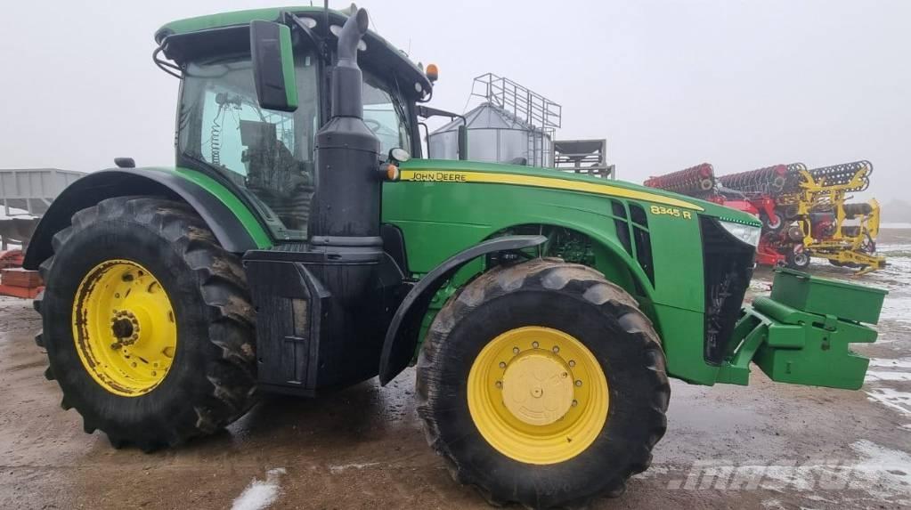 John Deere 8345R Traktorit