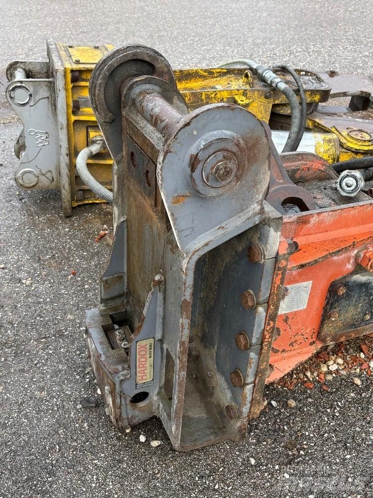 NPK Hammer Iskuvasarat