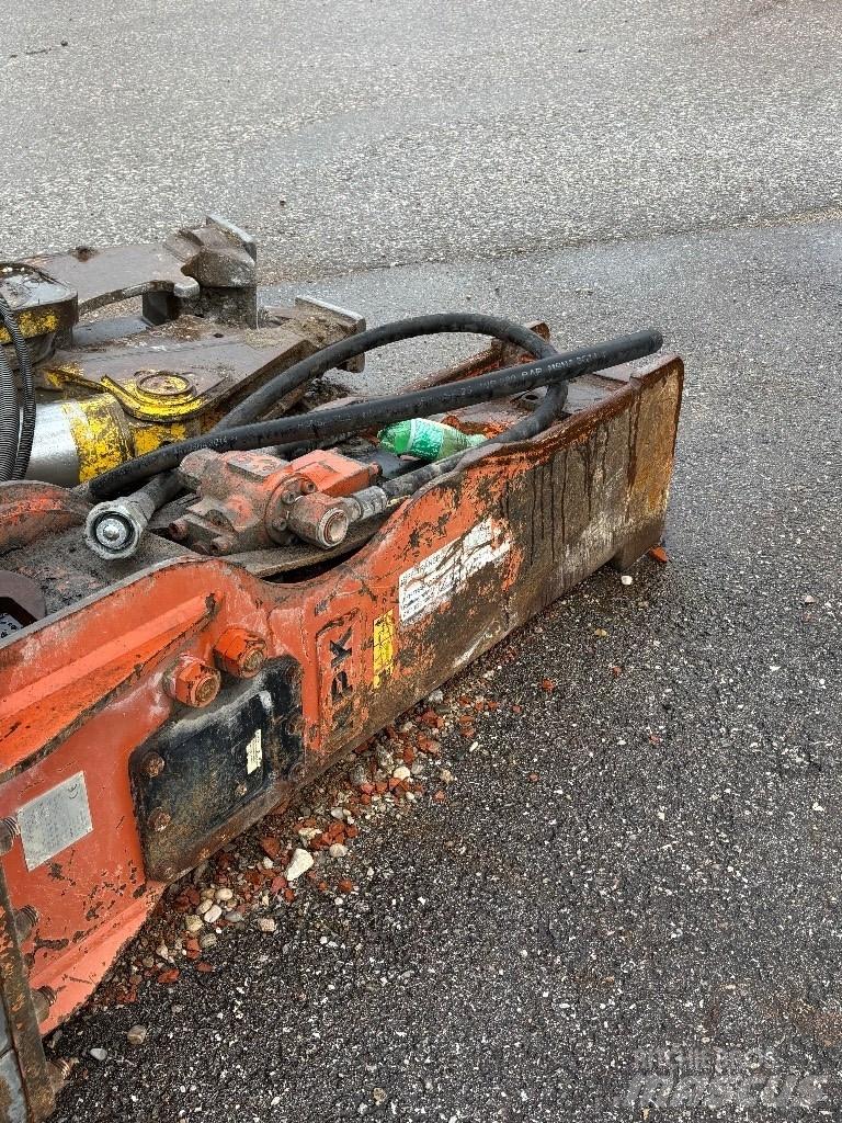 NPK Hammer Iskuvasarat