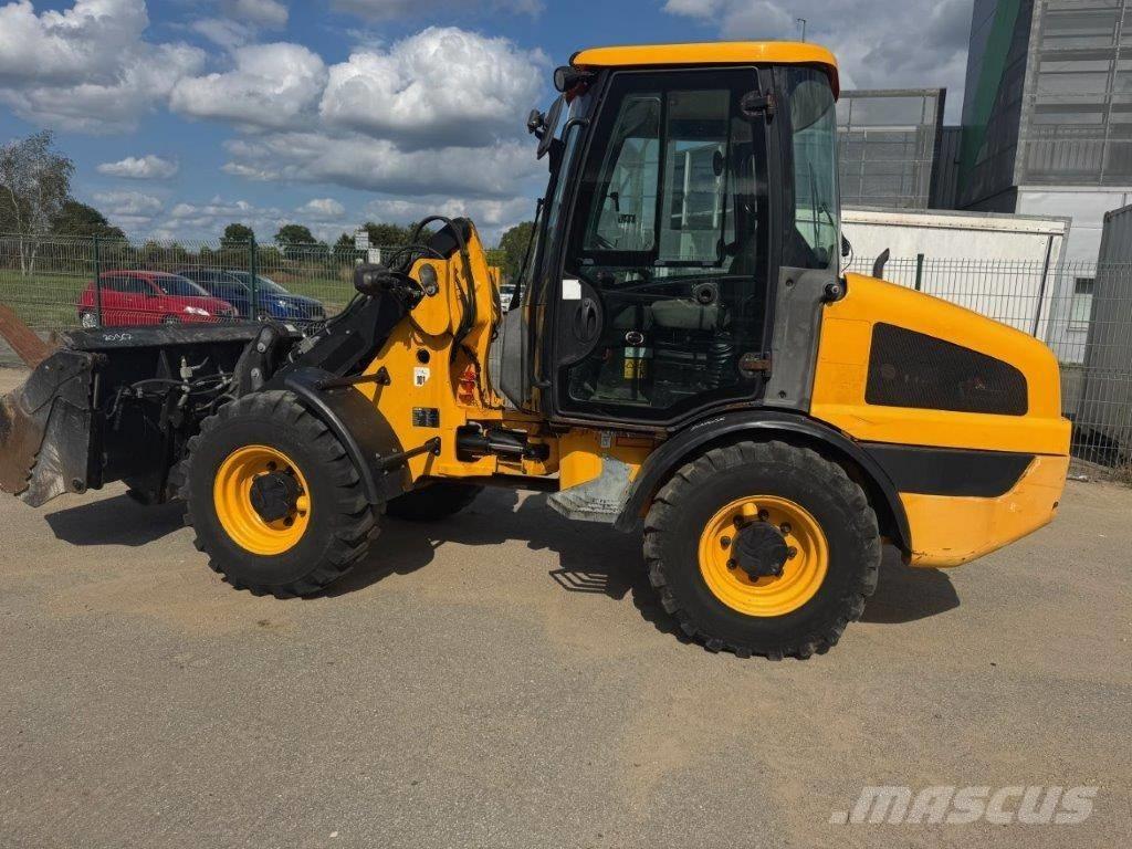 JCB 406 T4 Pyöräkuormaajat