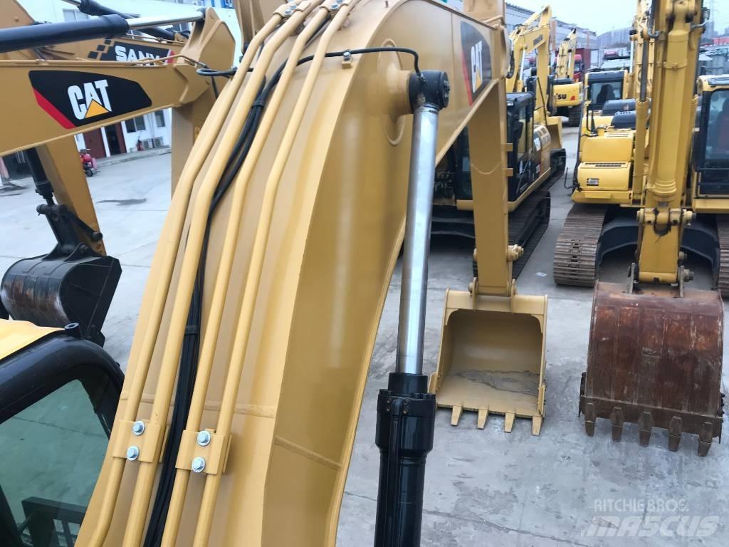 CAT 320 D Telakaivukoneet