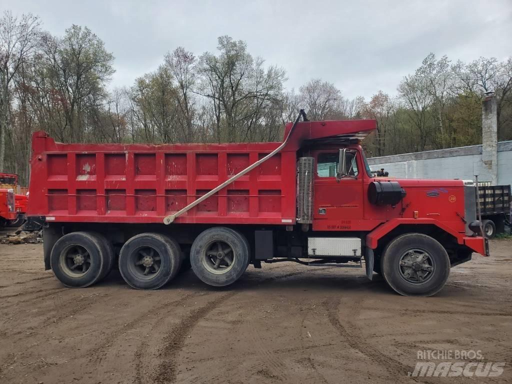 Autocar DK64 Sora- ja kippiautot