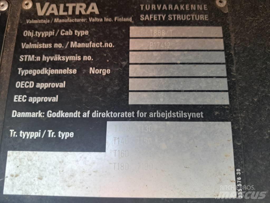 Valtra T 170 Traktorit