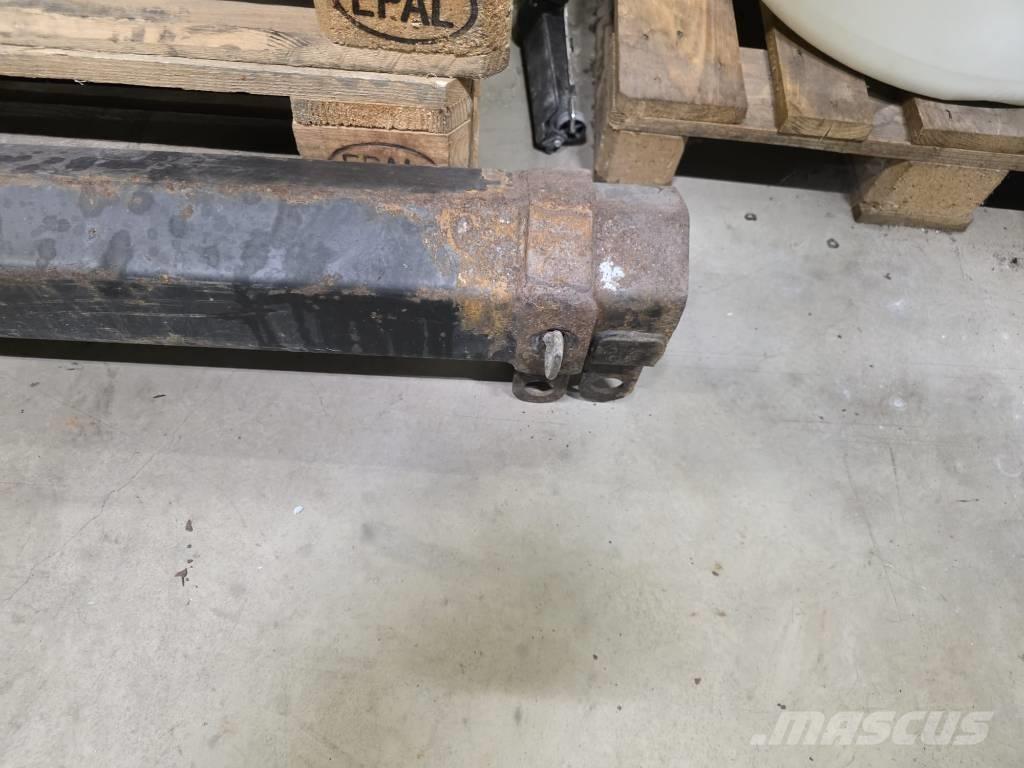 Scania R 650 Nosturiautot