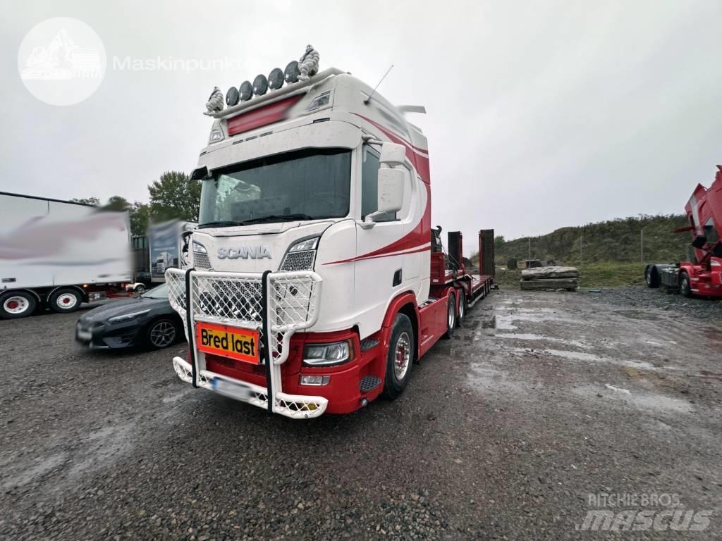 Scania R 580 Vetopöytäautot