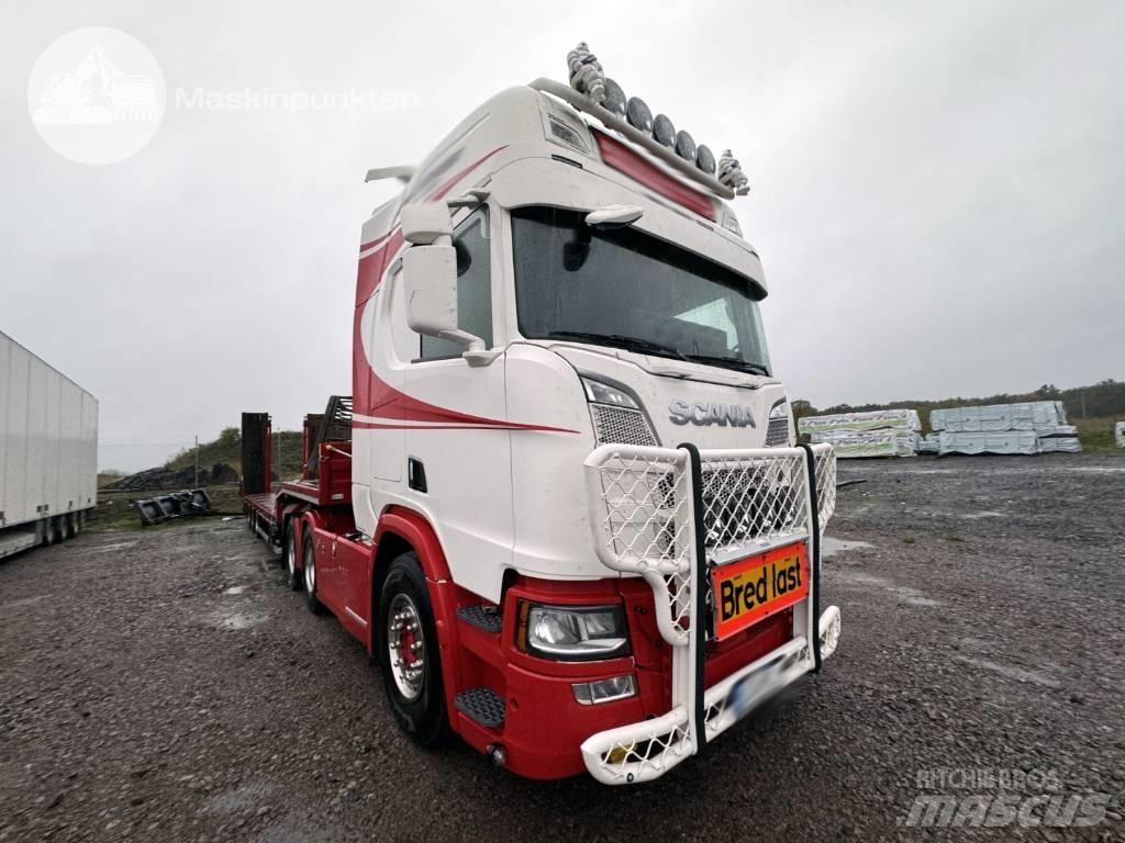 Scania R 580 Vetopöytäautot