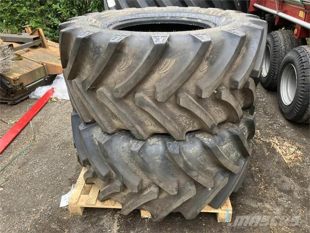  GRI 600/65R28 Renkaat ja vanteet