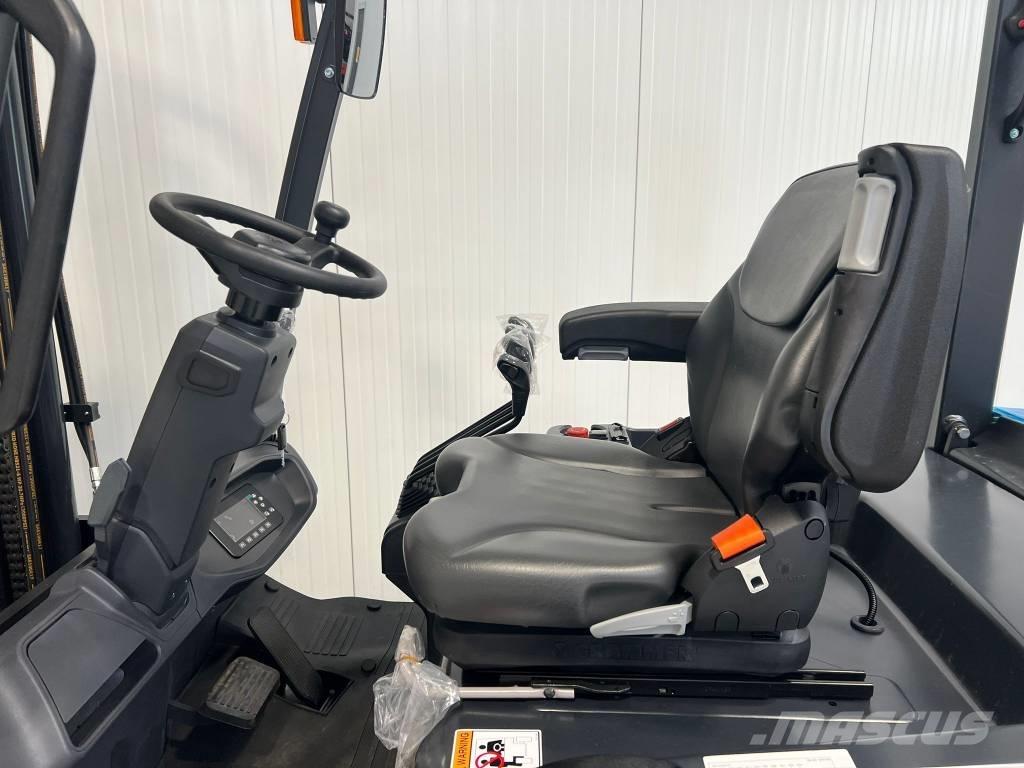 Bobcat B35NS Sähkötrukit