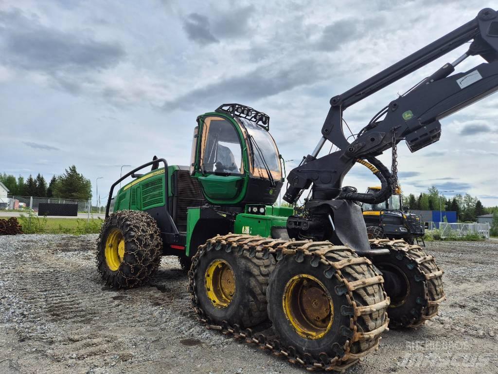 John Deere 1270E Harvesterit