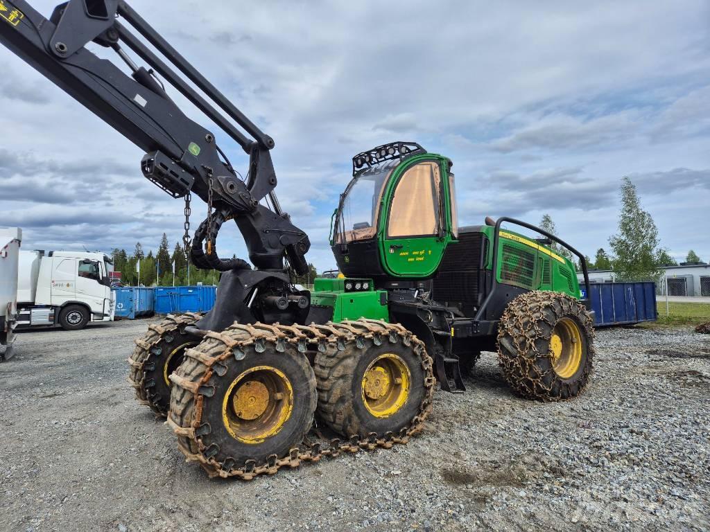 John Deere 1270E Harvesterit