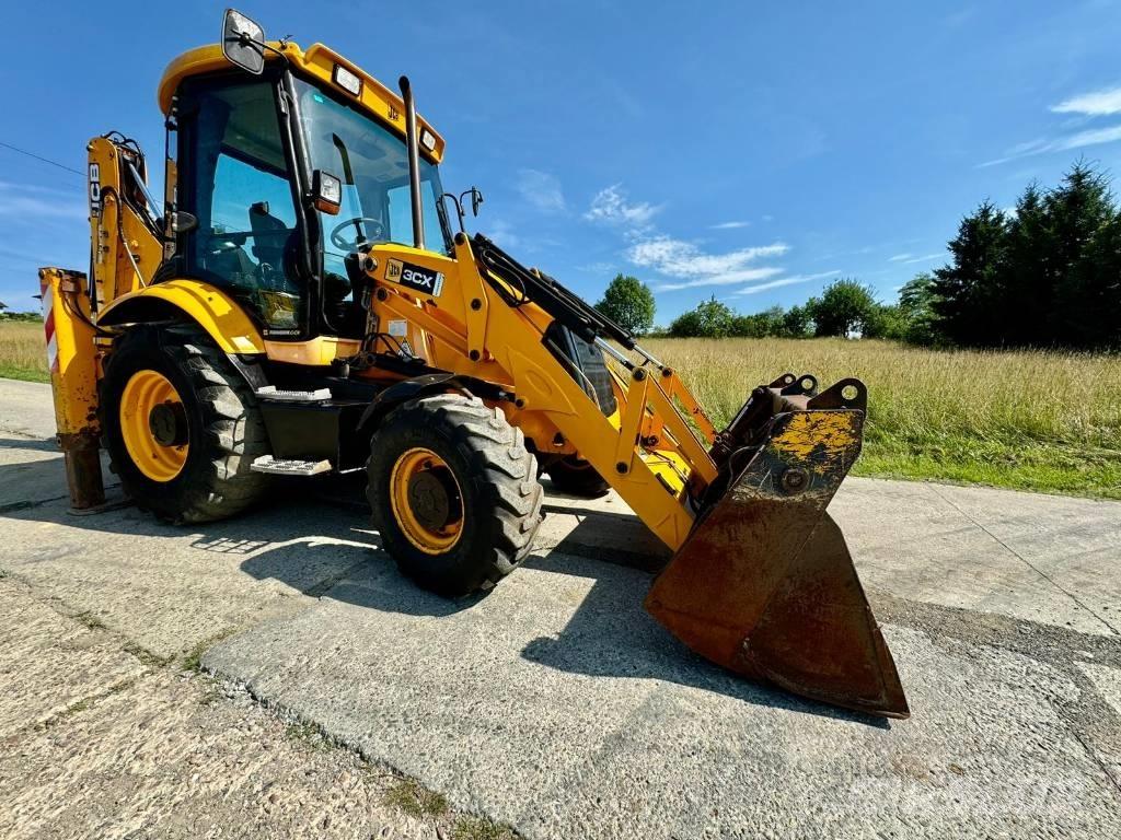 JCB 3 CX Kaivurikuormaajat