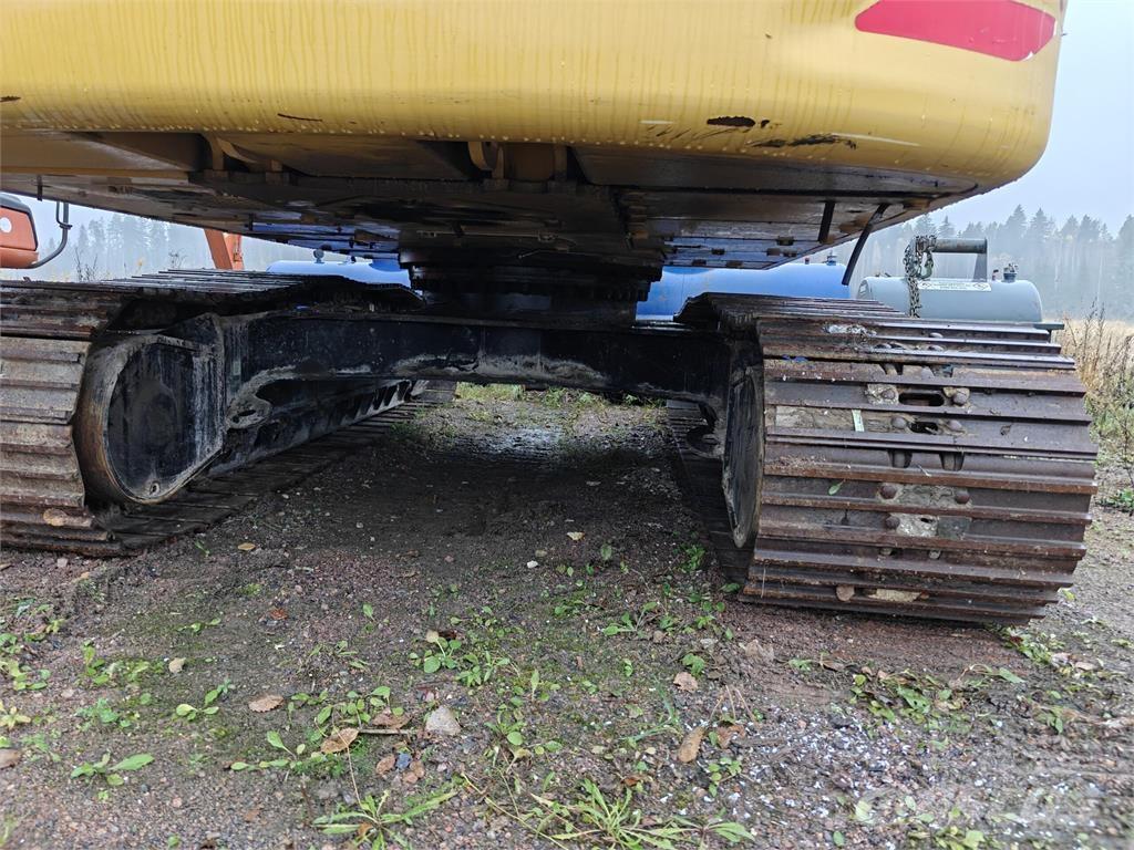 CAT 320 Telakaivukoneet