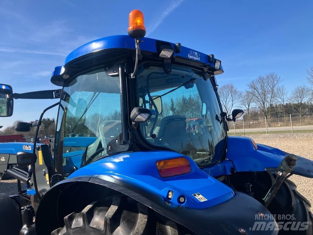 New Holland TS 115 A Traktorit
