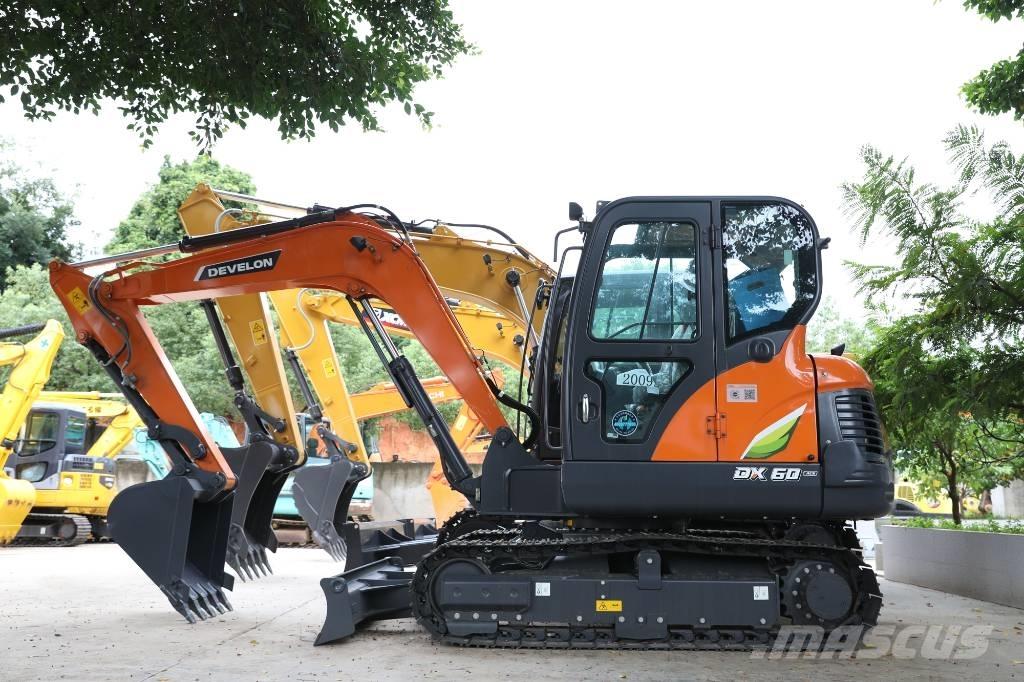 Develon DX 60 E-10 N Pyöräkaivukoneet