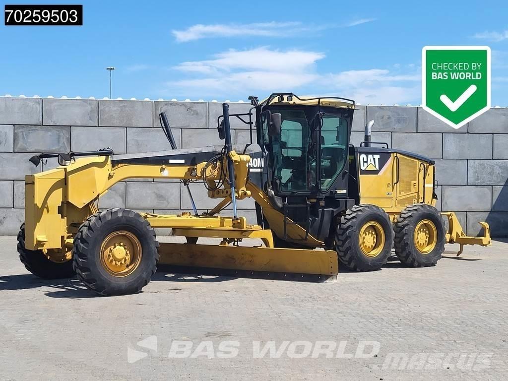 CAT 140M Tiehöylät
