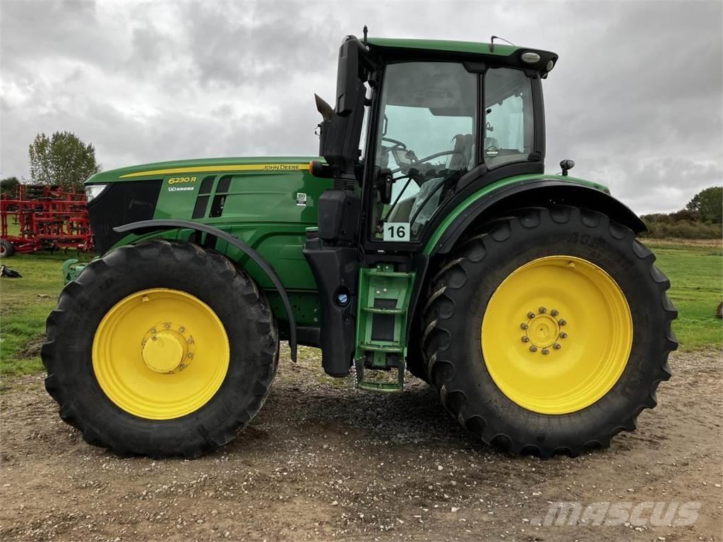 John Deere 6230R Traktorit
