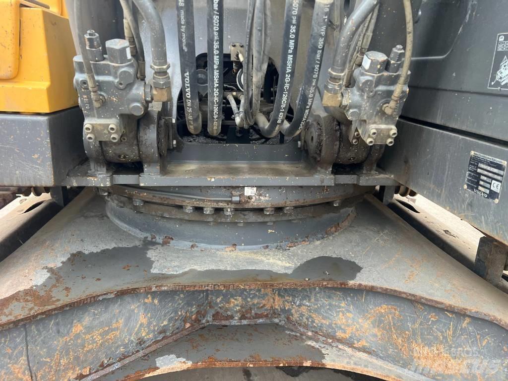 Volvo EC 300 EL Telakaivukoneet