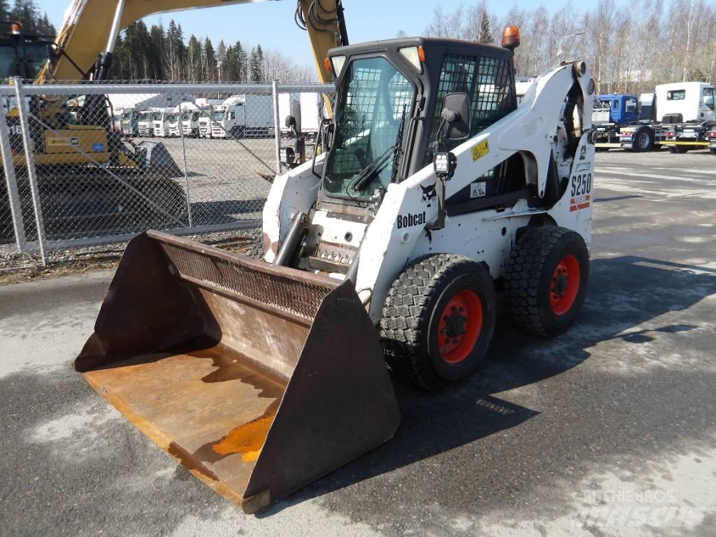 Bobcat S250 Liukuohjatut kuormaajat