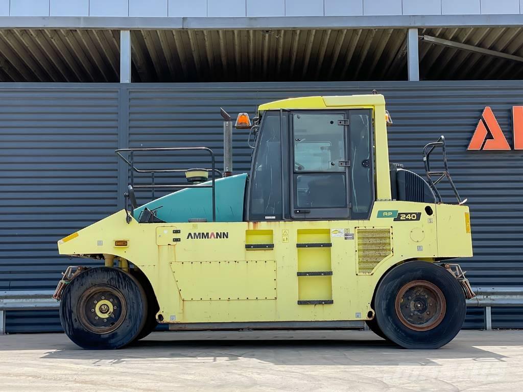 Ammann AP 240 Kumipyöräjyrät