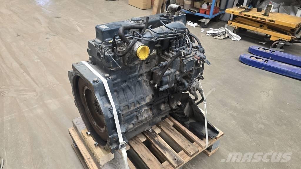 Kubota V 2403 Moottorit