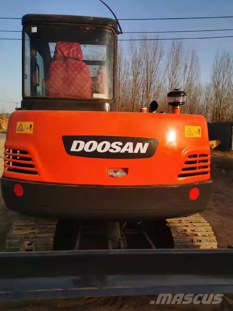 Doosan DH55 Minikaivukoneet < 7t