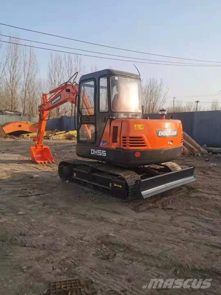 Doosan DH55 Minikaivukoneet < 7t