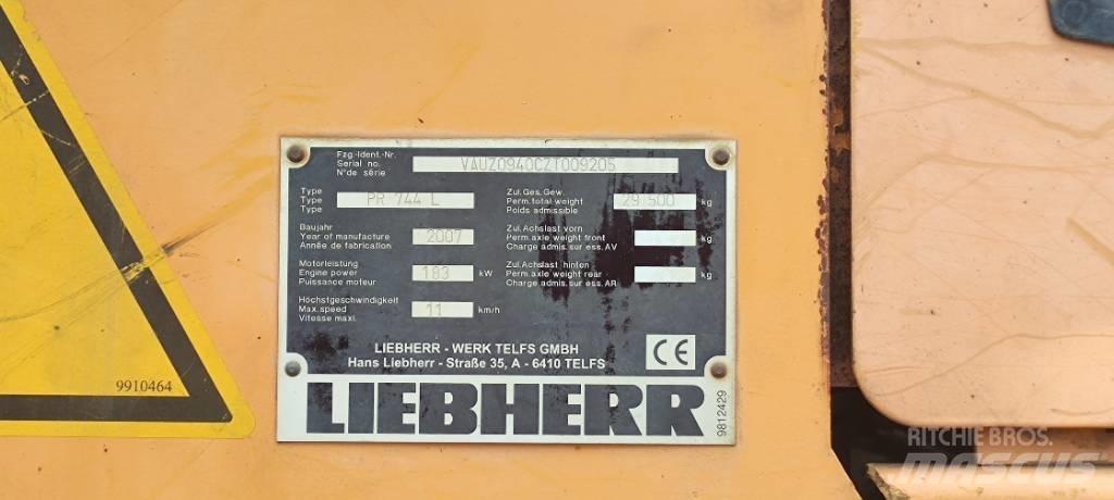 Liebherr PR 744 L Telaketjupuskutraktorit