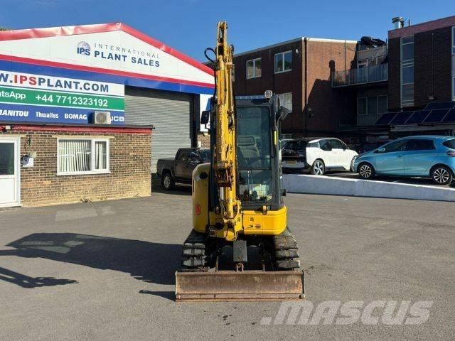 Komatsu PC 26 MR-3 Minikaivukoneet < 7t