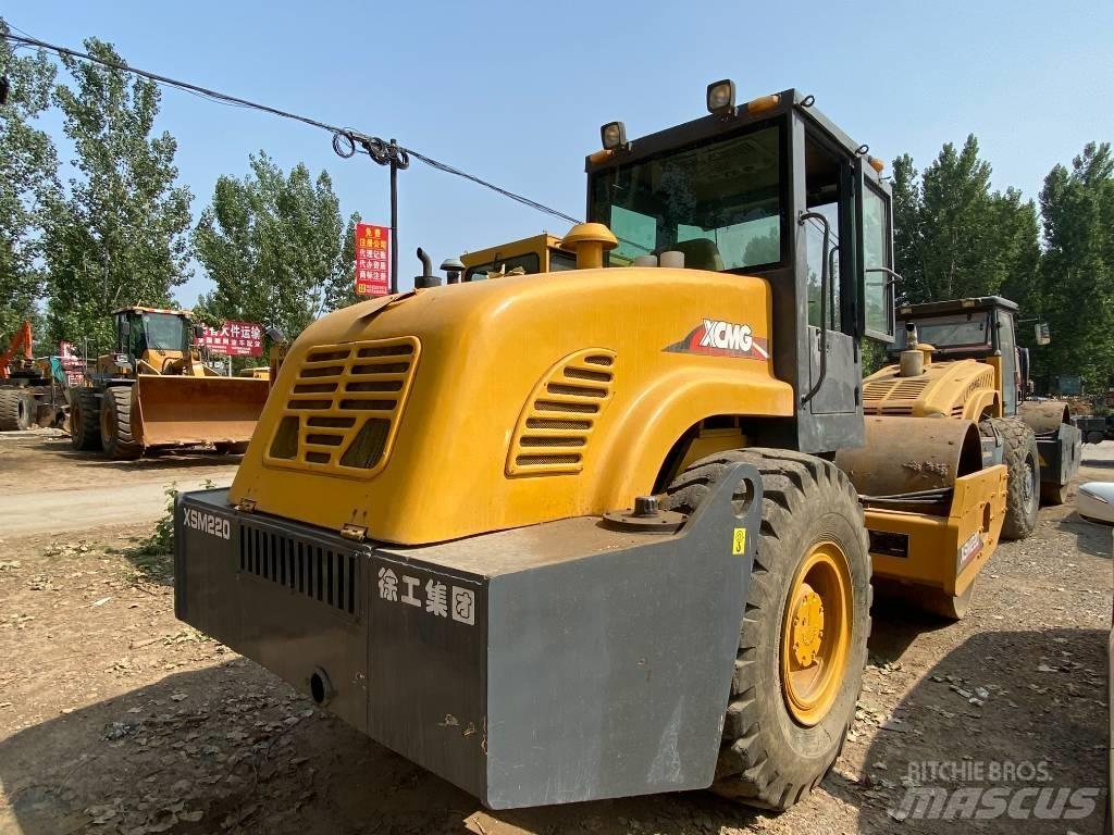 XCMG XSM 220 Yksivalssijyrät