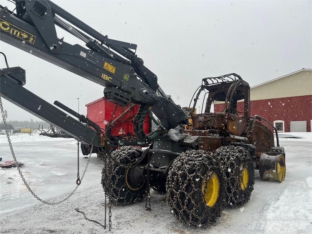John Deere 1170G Harvesterit