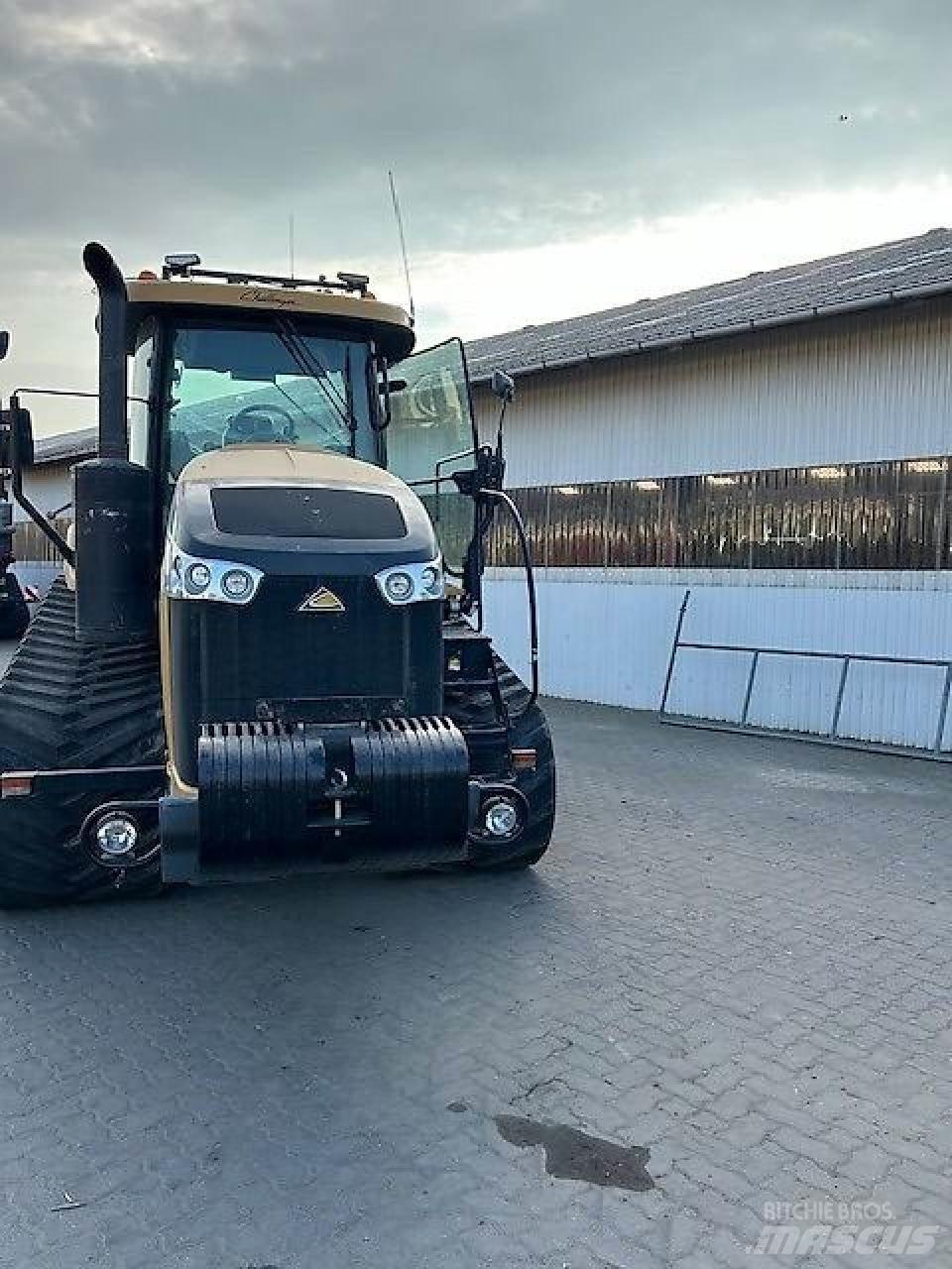 Challenger MT775E Traktorit