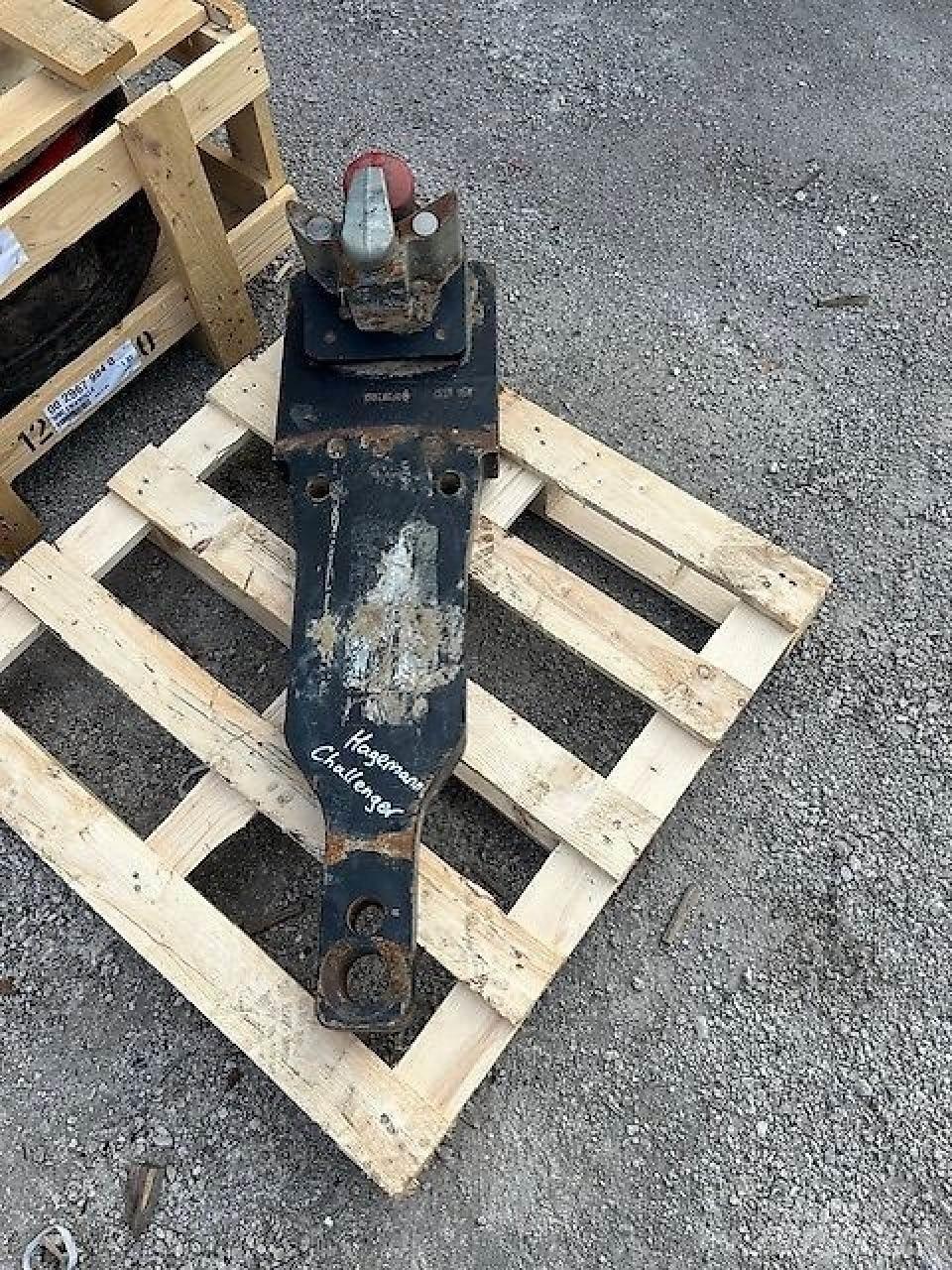 Challenger MT775E Traktorit