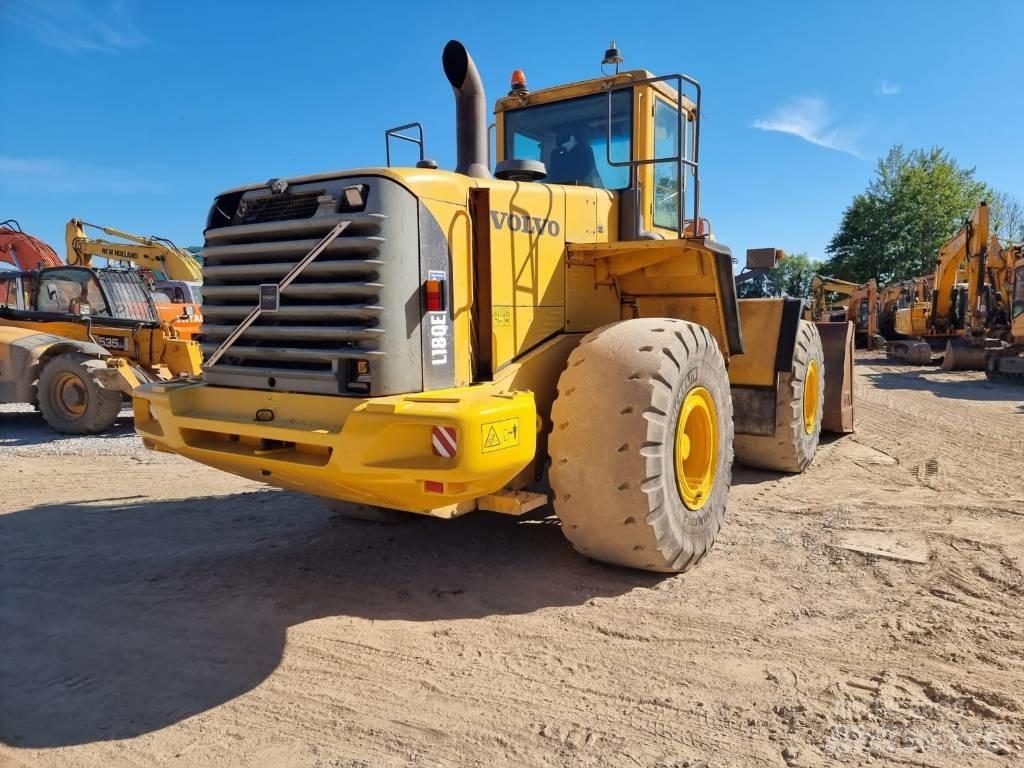 Volvo L 180 E Pyöräkuormaajat