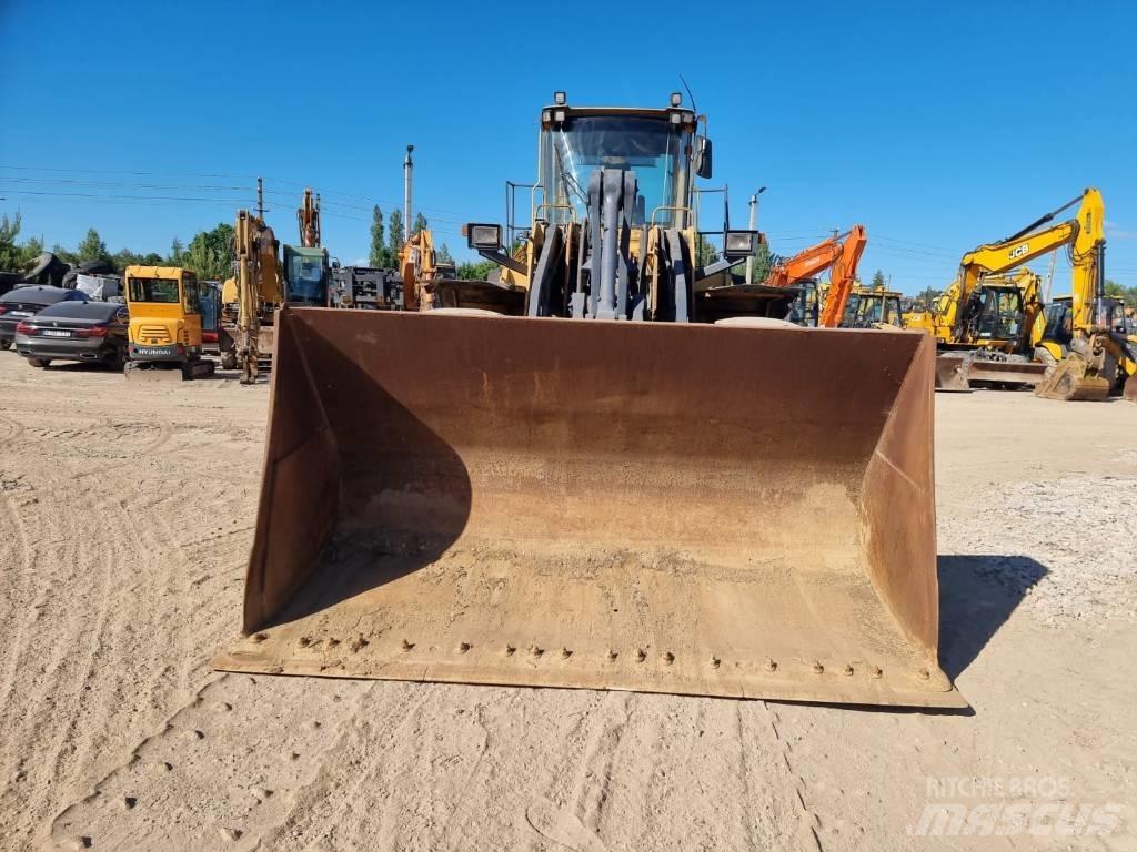 Volvo L 180 E Pyöräkuormaajat