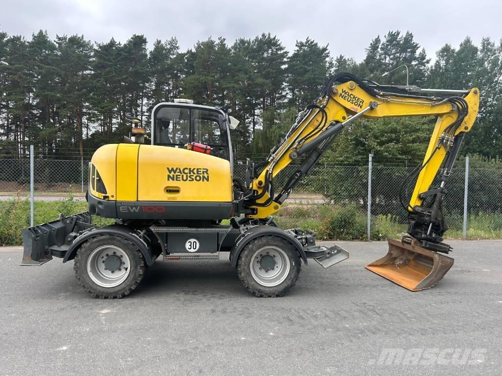 Wacker Neuson EW100 Pyöräkaivukoneet